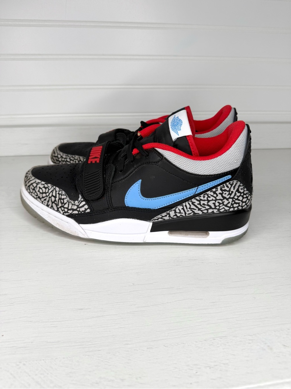 Nike Air Jordan Legacy 312 Low Chicago Flag Sneakers - Men's Size 9 - Picture 3 of 7